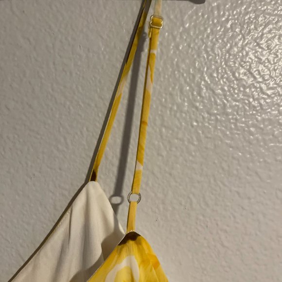 Show Me Your Mumu Women's Yellow Mumu Sunflower Romper Size Medium - Picture 10 of 13